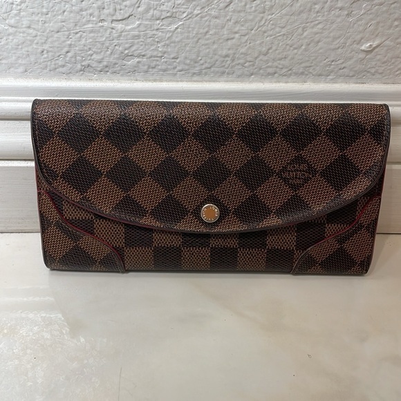 Louis Vuitton DAMIER EBENE Carissa Red Trim Snap Wallet​​​ - Picture 1 of 13